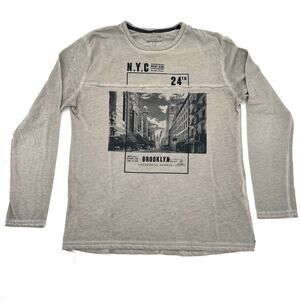 Zara boy’s N.Y.C West Side Brooklyn graphic t shirt top